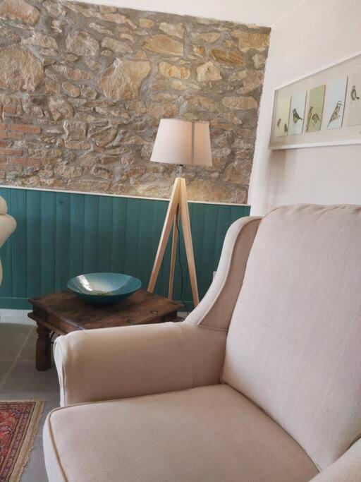 Beautiful 2 Bed Cottage With Swimming Pool Pageas Exterior photo