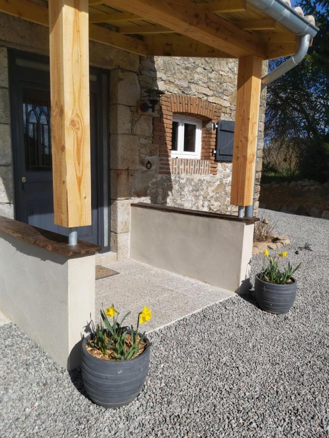 Beautiful 2 Bed Cottage With Swimming Pool Pageas Exterior photo