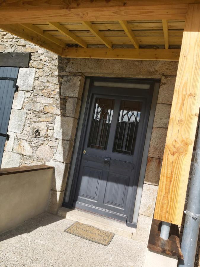 Beautiful 2 Bed Cottage With Swimming Pool Pageas Exterior photo